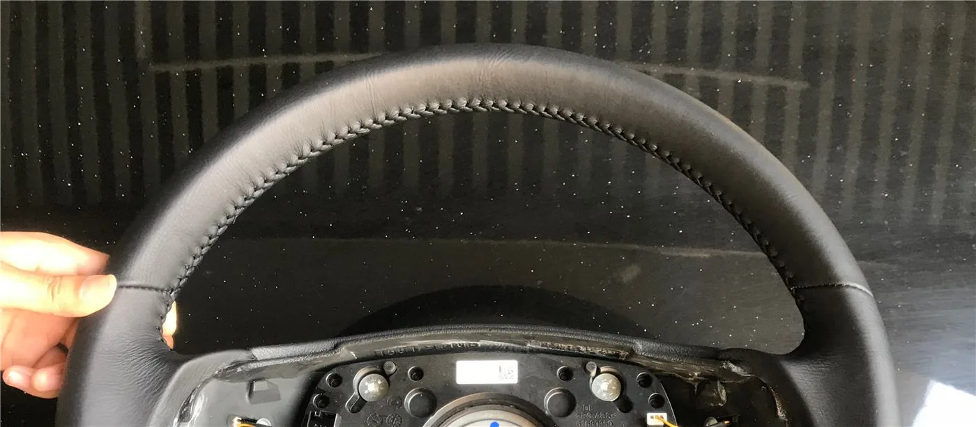 After: Mercedes-Benz W164 Steering Wheel Retrim